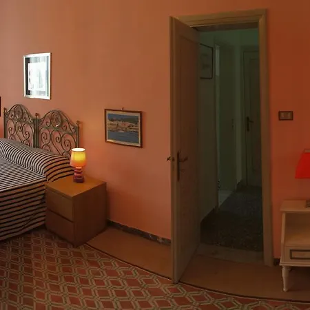 Casa Dei Glicini 게스트하우스